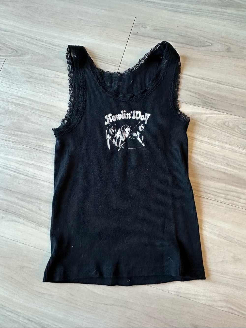 Brandy Melville “howlin wolf” tank top with lace trim black XS